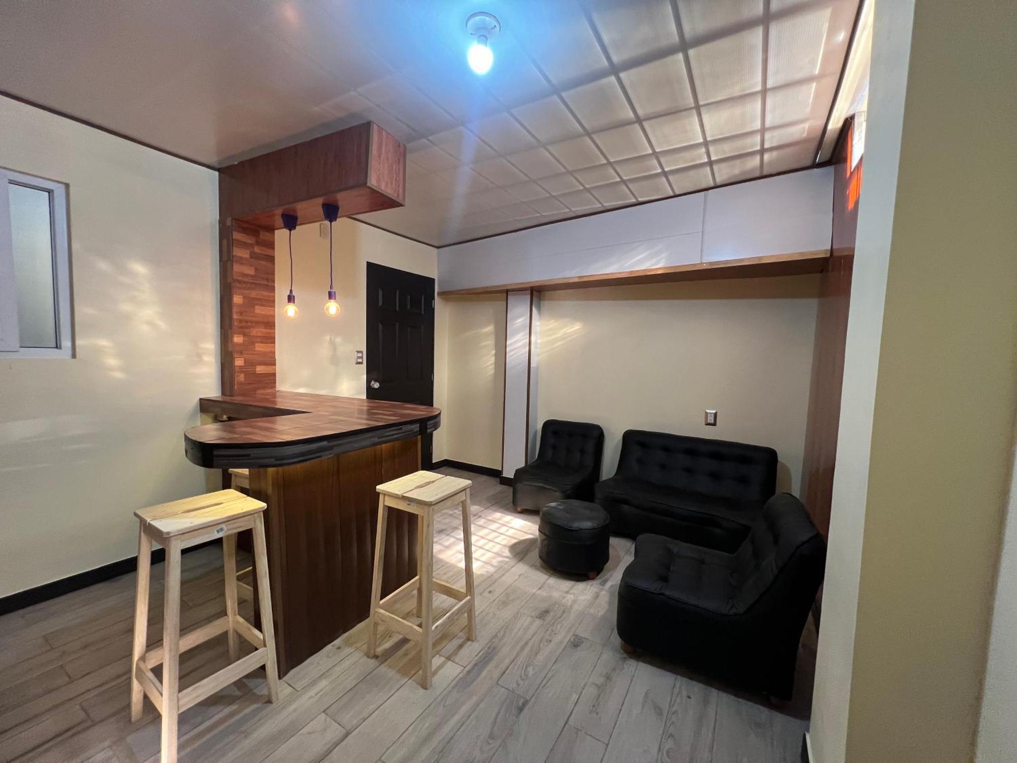 C&M Exclusive Private Rooms Quetzaltenango Exteriör bild
