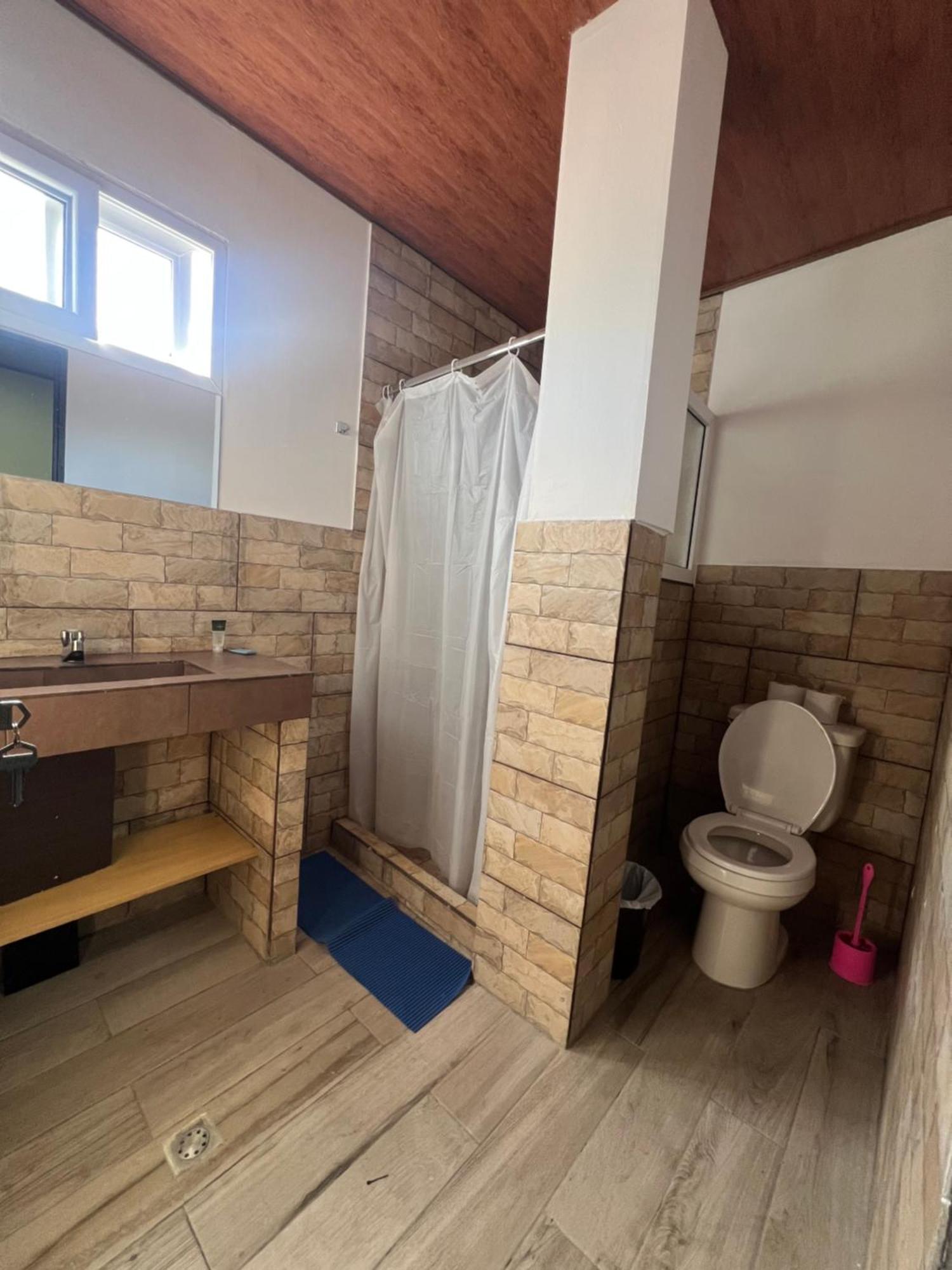 C&M Exclusive Private Rooms Quetzaltenango Exteriör bild