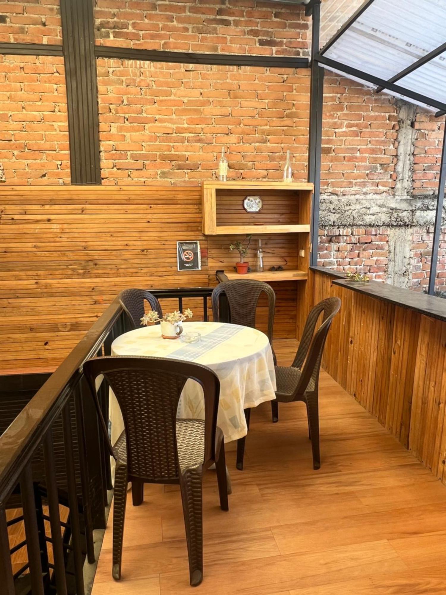 C&M Exclusive Private Rooms Quetzaltenango Exteriör bild